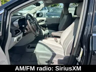 Chrysler Pacifica 2018 Touring L 4dr Mini-Van