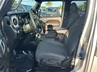 Jeep Wrangler 2024 4x4 Sport 4dr SUV