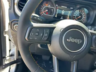 Jeep Wrangler 2024 4x4 Sport 4dr SUV
