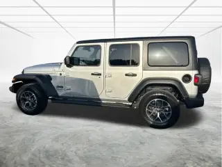 Jeep Wrangler 2024 4x4 Sport 4dr SUV