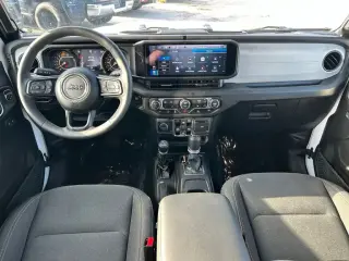 Jeep Wrangler 2024 4x4 Willys 4dr SUV
