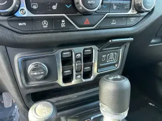Jeep Wrangler 2024 4x4 Willys 4dr SUV