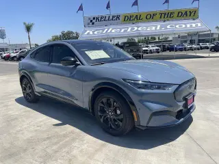 Ford Mustang Mach-E 2023 Premium 4dr SUV