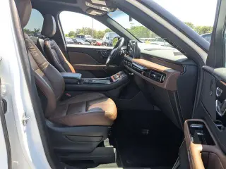 Lincoln Aviator 2023 Reserve 4dr SUV