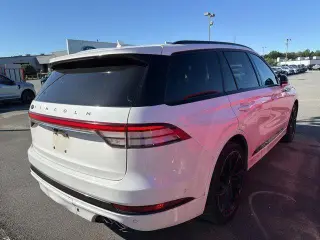 Lincoln Aviator 2023 Reserve 4dr SUV