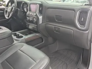 GMC Sierra 1500 2021 4x4 SLT 4dr Crew Cab 5.8 ft. SB