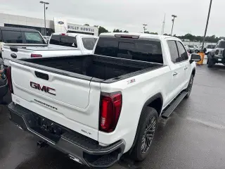 GMC Sierra 1500 2021 4x4 SLT 4dr Crew Cab 5.8 ft. SB