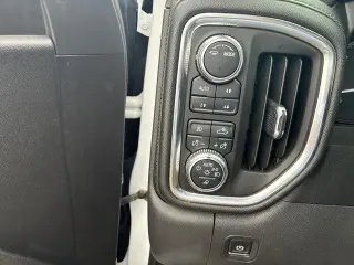 GMC Sierra 1500 2021 4x4 SLT 4dr Crew Cab 5.8 ft. SB