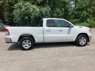 Ram 1500 2022 4x4 Big Horn 4dr Quad Cab 6.4 ft. SB Pickup