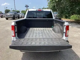Ram 1500 2022 4x4 Big Horn 4dr Quad Cab 6.4 ft. SB Pickup