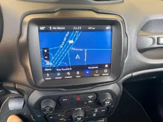 Jeep Renegade 2021 4x4 Latitude 4dr SUV