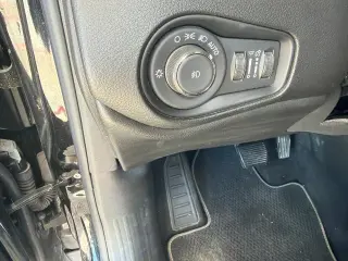Jeep Renegade 2021 4x4 Latitude 4dr SUV