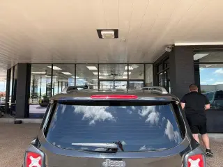 Jeep Renegade 2021 4x4 Latitude 4dr SUV