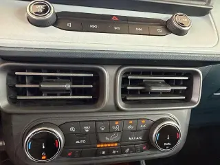 Ford Maverick 2022 XL 4dr SuperCrew 4.5 ft. SB