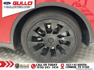 Tesla Model Y 2023 AWD 4dr Crossover