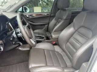 Porsche Macan 2019 AWD 4dr SUV