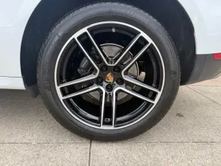 Porsche Macan 2019 AWD 4dr SUV