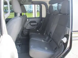 Jeep Gladiator 2022 4x4 Sport 4dr Crew Cab 5.0 ft. SB