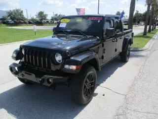 Jeep Gladiator 2022 4x4 Sport 4dr Crew Cab 5.0 ft. SB