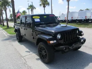 Jeep Gladiator 2022 4x4 Sport 4dr Crew Cab 5.0 ft. SB