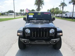 Jeep Gladiator 2022 4x4 Sport 4dr Crew Cab 5.0 ft. SB