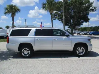 Chevrolet Suburban 2018 4x2 LT 4dr SUV