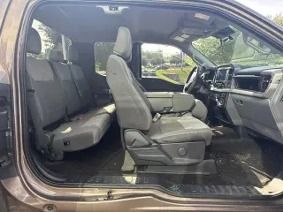 Ford F-150 2022 4x4 Lariat 4dr SuperCab 6.5 ft. SB