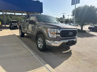 Ford F-150 2022 4x4 Lariat 4dr SuperCab 6.5 ft. SB