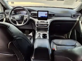 Ford Explorer 2024 AWD XLT 4dr SUV