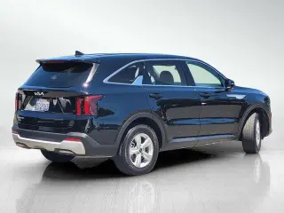 Kia Sorento 2025 LX 4dr SUV