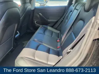 Tesla Model 3 2018 Mid Range 4dr Fastback