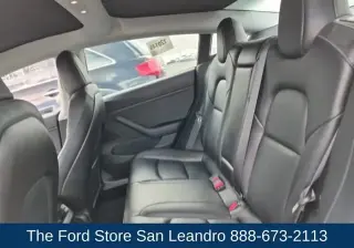 Tesla Model 3 2018 Mid Range 4dr Fastback