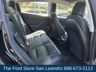 Tesla Model 3 2018 Mid Range 4dr Fastback