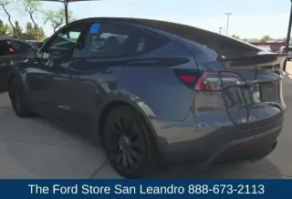 Tesla Model Y 2022 AWD Performance 4dr Crossover