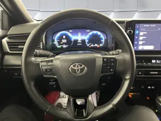Toyota Camry 2025 SE 4dr Sedan