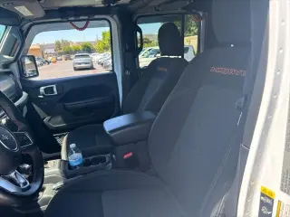 Jeep Gladiator 2021 4x4 Mojave 4dr Crew Cab 5.0 ft. SB
