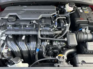 Hyundai ELANTRA 2025 SE 4dr Sedan