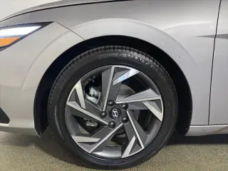 Hyundai ELANTRA 2025 SEL Convenience 4dr Sedan