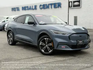 Ford Mustang Mach-E 2023 Premium 4dr SUV