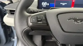 Ford Mustang Mach-E 2023 Premium 4dr SUV