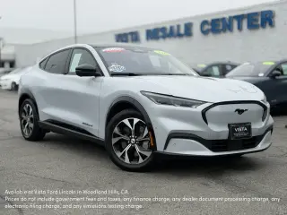 Ford Mustang Mach-E 2023 Premium 4dr SUV