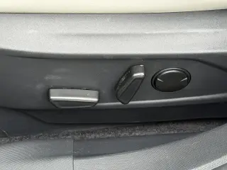Ford Mustang Mach-E 2023 Premium 4dr SUV