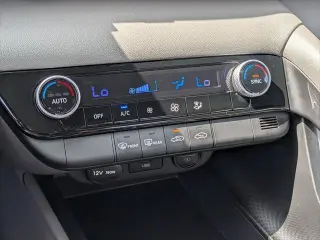 Hyundai ELANTRA 2023 SEL 4dr Sedan