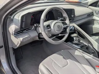 Hyundai ELANTRA 2023 SEL 4dr Sedan