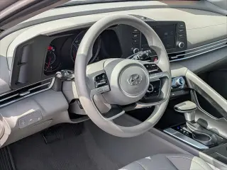 Hyundai ELANTRA 2023 SEL 4dr Sedan
