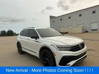 Volkswagen Tiguan 2023 SE R-Line Black 4dr SUV