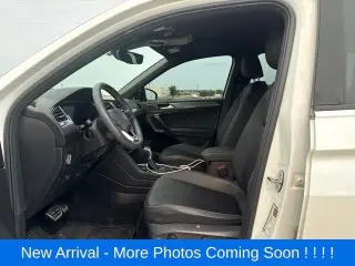 Volkswagen Tiguan 2023 SE R-Line Black 4dr SUV