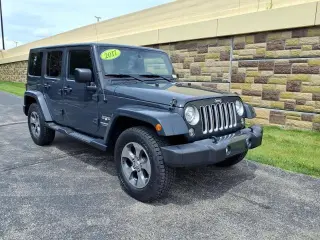 Jeep Wrangler Unlimited 2017 4x4 Sahara 4dr SUV