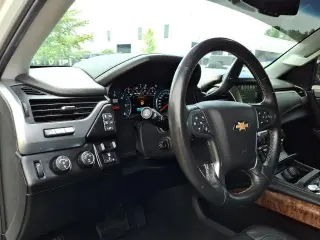 Chevrolet Suburban 2016 4x4 LTZ 4dr SUV