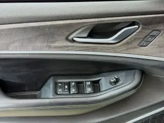 Jeep Grand Cherokee L 2023 4x4 Limited 4dr SUV